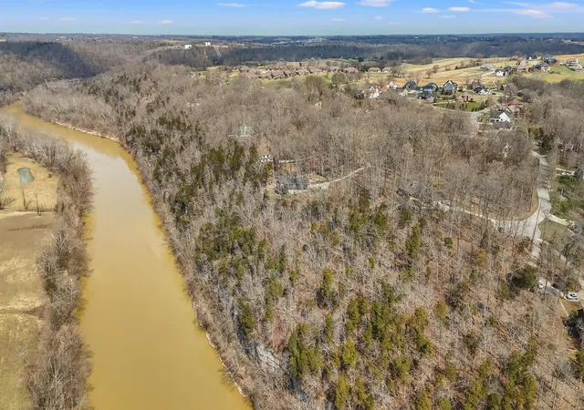3rd image of 116 Deer Ln, Richmond, KY 40475 | MLS# 25004660