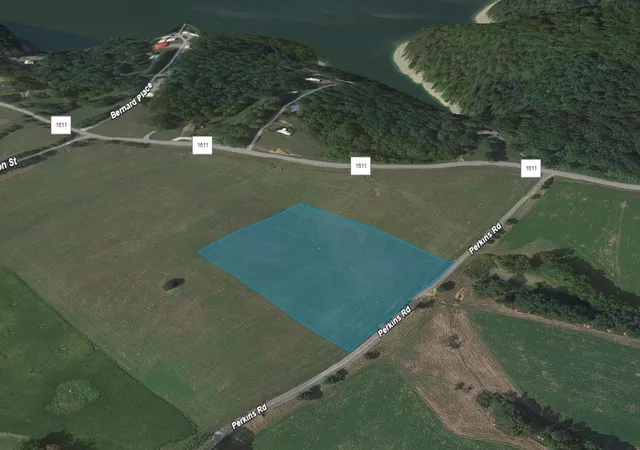 Homes for sale in Russell Springs, KY | Lot 117 Edgewater Subdivision, Russell Springs, KY 42642 | MLS# 25005222