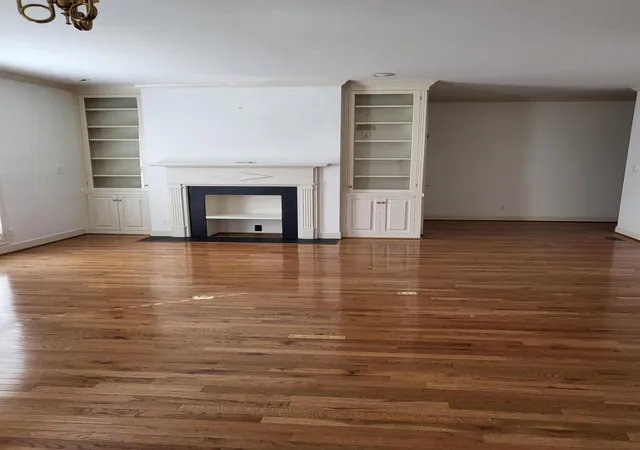 Photo 3 of Condo for sale at 4a Charleston Greene, Danville, KY 40422 | MLS# 25005256 | Listing updated on 2025-09-19