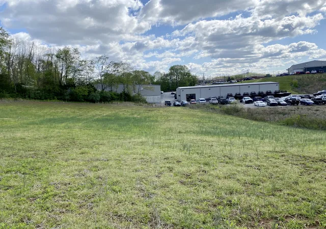 4th image of 2265 Ac S Hwy 27 St, Somerset, KY 42503 | MLS# 23006783
