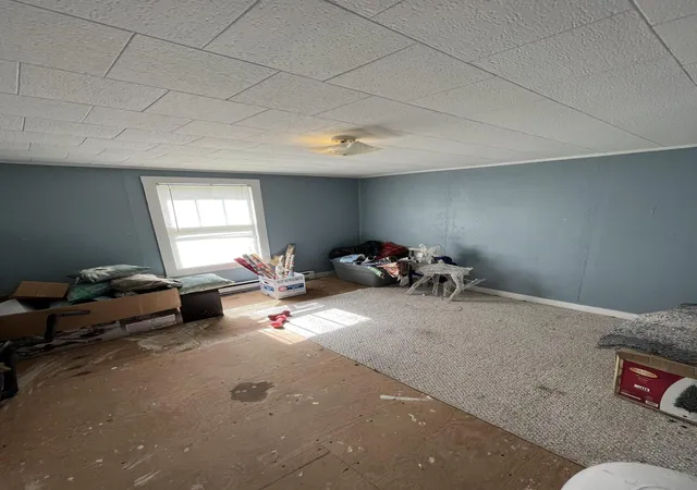 Photo 3 of Single family home for sale at 3916 Ky #588, Whitesburg, KY 41858 | MLS# 25005785 | Listing updated on 2025-10-01