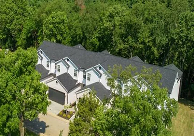 Homes for sale in Versailles, KY | 236 Sugartree Ln, Versailles, KY 40383 | MLS# 25015370