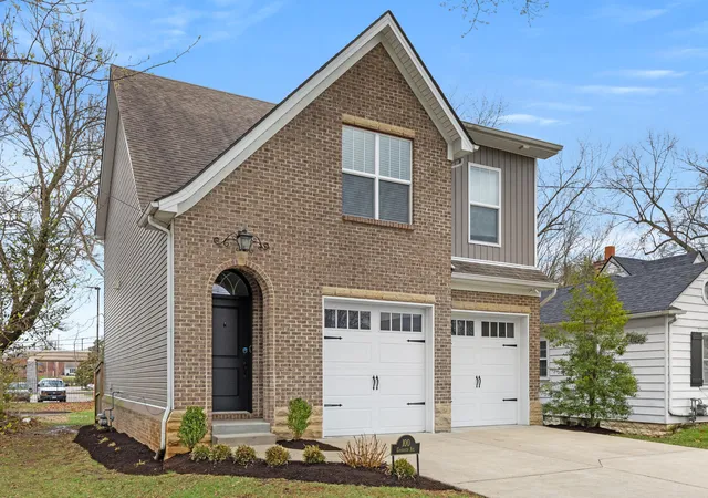 Photo 1 of Sale Pending at 100 Goodrich Ave, Lexington, KY 40503 | MLS# 25011632 | Listing updated on 2026-02-13