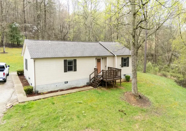 1st image of 167 Sunfire Ln Ln, Corbin, KY 40701 | MLS# 25007127