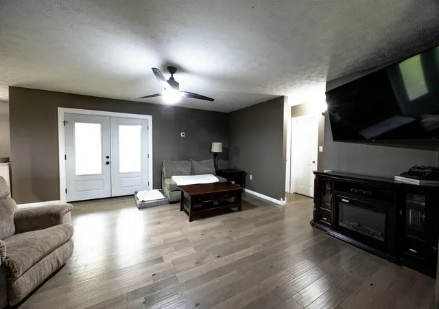 2nd image of 167 Sunfire Ln Ln, Corbin, KY 40701 | MLS# 25007127