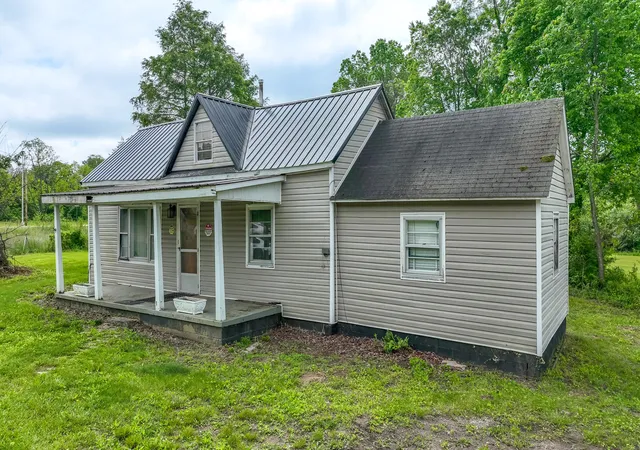 Photo 3 of Land for sale at 1495 Highway 1016, Berea, KY 40403 | MLS# 25010018 | Listing updated on 2025-11-13
