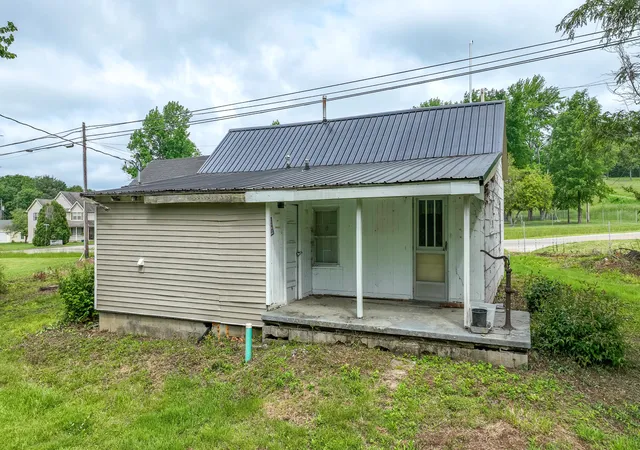 Photo 3 of Land for sale at 1495 Highway 1016, Berea, KY 40403 | MLS# 25010018 | Listing updated on 2025-11-13