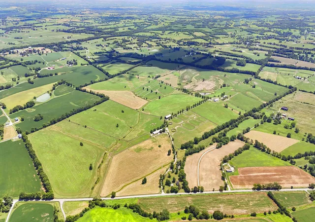 Photo 1 of Sale Pending at 929 Bethlehem Rd, Paris, KY 40361 | MLS# 25014692 | Listing updated on 2025-09-12