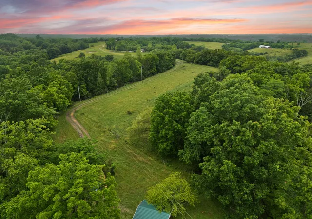 2nd image of 2125 High Reeves Spur 1, Richmond, KY 40475 | MLS# 25012695