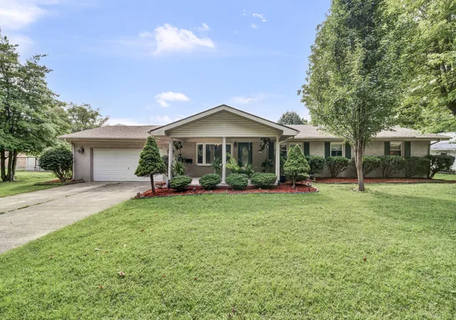 Photo 1 of Single family home for sale at 556 W Sun St, Morehead, KY 40351 | MLS# 25010344 | Listing updated on 2025-09-12