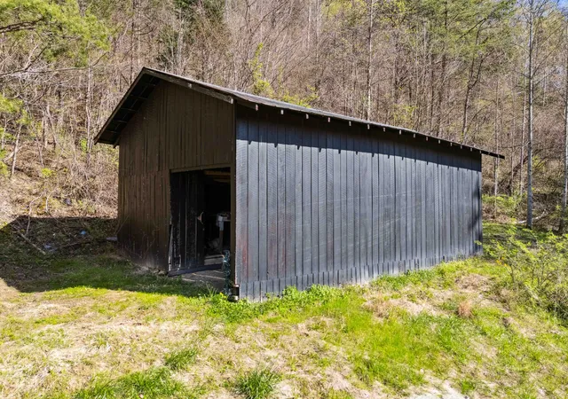 Photo 3 of Land for sale at 1474 Cow Creek Rd, Stanton, KY 40380 | MLS# 25008322 | Listing updated on 2025-09-20