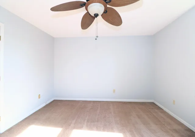 Photo 3 of Single family home for sale at 3708 Von Sneidern Ct, Lexington, KY 40517 | MLS# 24021136 | Listing updated on 2025-09-12