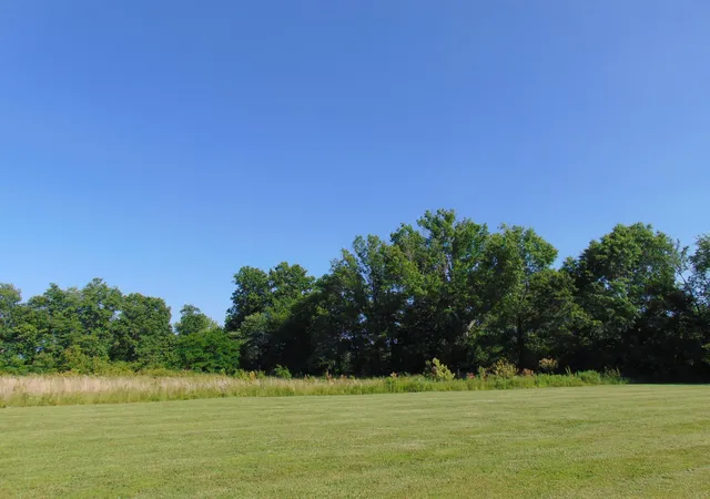 Homes for sale in Junction City, KY | 106 W Meigs Ln, Junction City, KY 40440 | MLS# 25011768