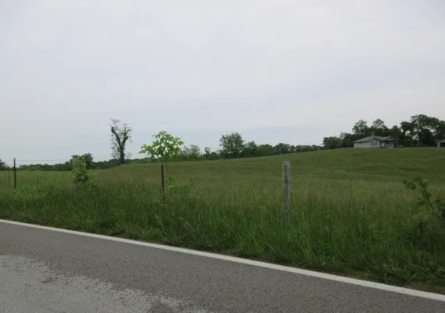 Photo 2 of Land for sale at 4150 Schollsville Rd, Winchester, KY 40391 | MLS# 25010524 | Listing updated on 2025-09-26