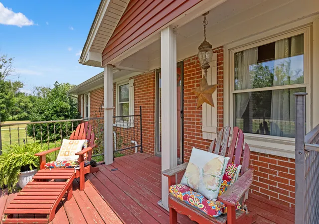 3rd image of 1073 Speedwell Rd, Richmond, KY 40475 | MLS# 25016340