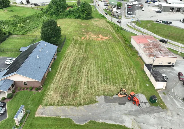 1st image of 367 Langdon St, Somerset, KY 42503 | MLS# 25012083