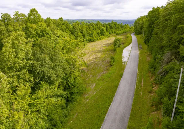 4th image of 002 Sally Burnett Rd, Monticello, KY 42633 | MLS# 25015392