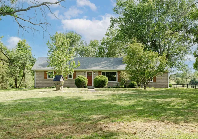 2nd image of 2450 Vince Rd, Nicholasville, KY 40356 | MLS# 25014786