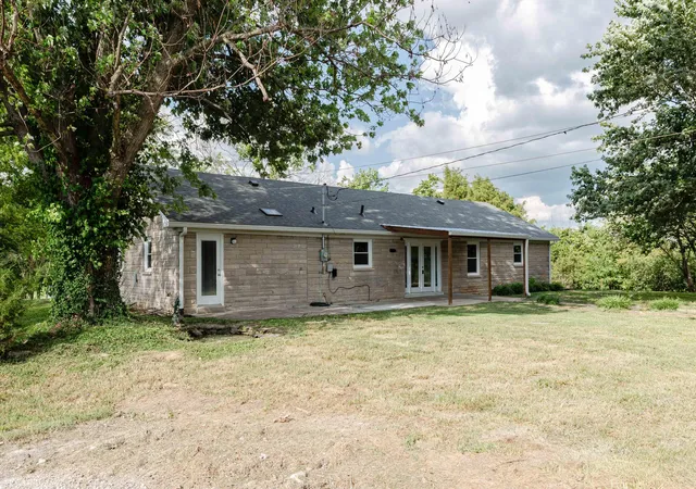 5th image of 2450 Vince Rd, Nicholasville, KY 40356 | MLS# 25014786
