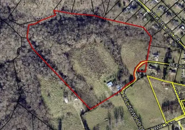 Photo 3 of House for sale at 424 Collinswood Dr, Somerset, KY 42503 | MLS# 24018037 | Listing updated on 2026-03-24