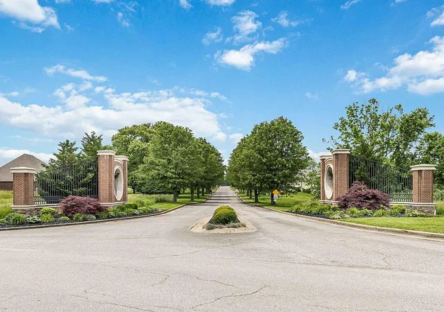 Photo 2 of Land for sale at 35 Waitsboro Cir, Somerset, KY 42503 | MLS# 25015937 | Listing updated on 2026-10-05