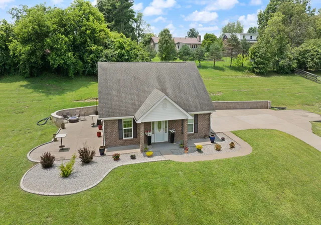 4th image of 1758 Lancaster Rd, Richmond, KY 40475 | MLS# 25012542