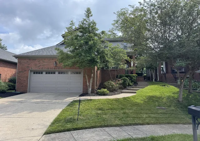 Photo 1 of Single family home for sale at 629 Andover Village Dr, Lexington, KY 40509 | MLS# 25015412 | Listing updated on 2025-10-15