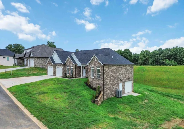 2nd image of 77 Sunrise Path, Somerset, KY 42501 | MLS# 25010725