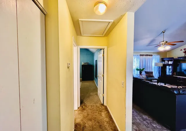 3rd image of 117 White Cliffs Ln, Frankfort, KY 40601 | MLS# 25010757