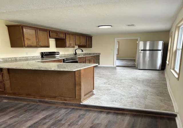 Photo 3 of House for sale at 312 Conway St, Frankfort, KY 40601 | MLS# 25008652 | Listing updated on 2026-05-08