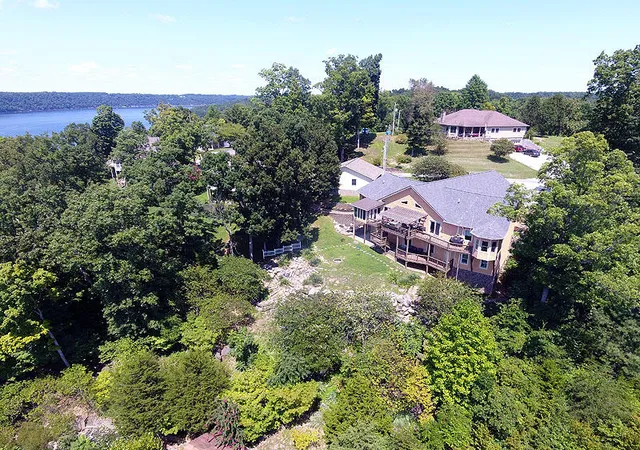 Photo 3 of Single family home for sale at 80 Sunset Vista Way, Monticello, KY 42633 | MLS# 24016815 | Listing updated on 2025-10-14