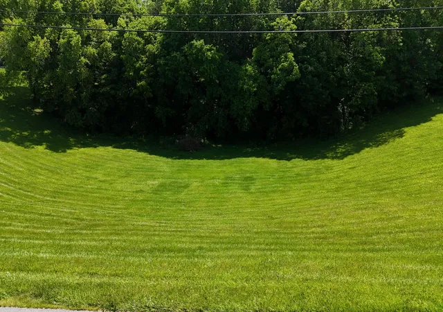 Photo 2 of Land for sale at 512 Avawam Dr #128, Richmond, KY 40475 | MLS# 25011909 | Listing updated on 2025-09-27
