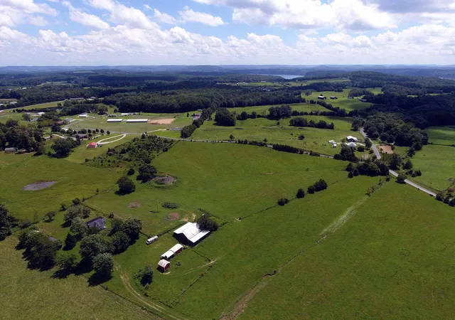4th image of 1013 Richardson Rd, Nancy, KY 42544 | MLS# 25012406