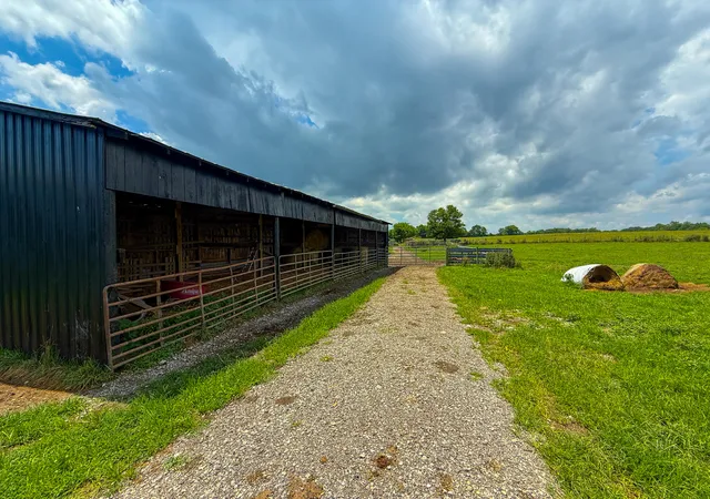Photo 3 of House for sale at 999 Silas Rd, Cynthiana, KY 41031 | MLS# 25016066 | Listing updated on 2026-05-22