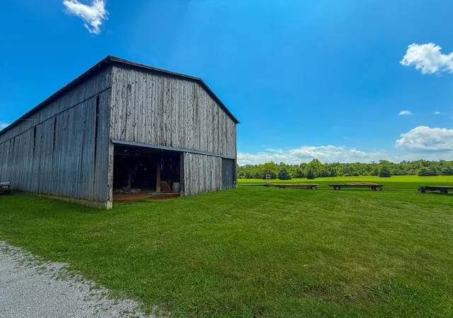 Photo 4 of House for sale at 999 Silas Rd, Cynthiana, KY 41031 | MLS# 25016066 | Listing updated on 2026-05-22
