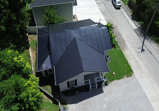 Photo 4 of Single family home for sale at 416 W 3rd Street, Corbin, KY 40701 | MLS# 25015524 | Listing updated on 2025-10-07