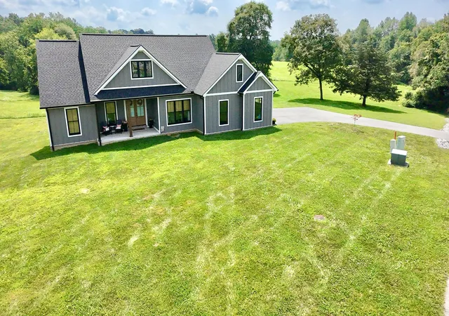 2nd image of 36 Ava Ln, Russell Springs, KY 42642 | MLS# 25013936