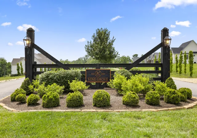 3rd image of 217 Doe Run Rd, Lexington, KY 40515 | MLS# 25013824