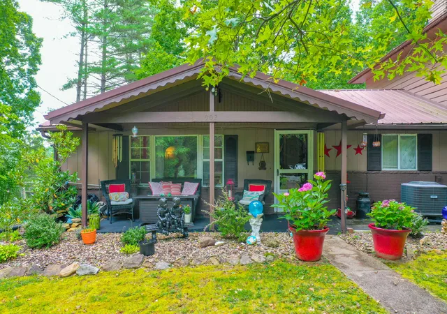 5th image of 902 E 9Th St, London, KY 40741 | MLS# 25015712