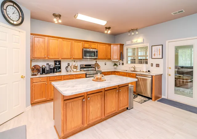 4th image of 4413 Riverside Ct, Lexington, KY 40515 | MLS# 25016297