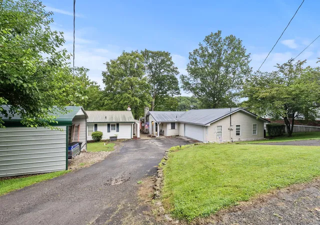 2nd image of 708 722 Bryants Camp Rd, Lancaster, KY 40444 | MLS# 25015760