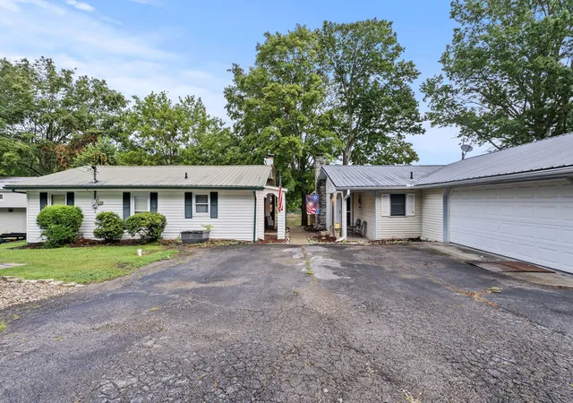 3rd image of 708-722 Bryants Camp Rd, Lancaster, KY 40444 | MLS# 25015760