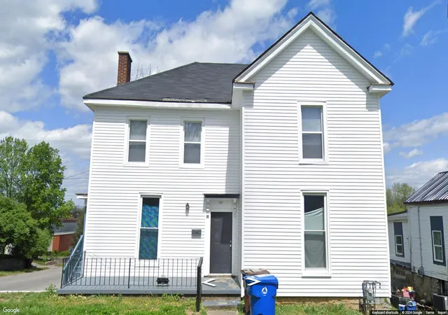 1st image of 101 E Lexington Ave, Winchester, KY 40391 | MLS# 25015191