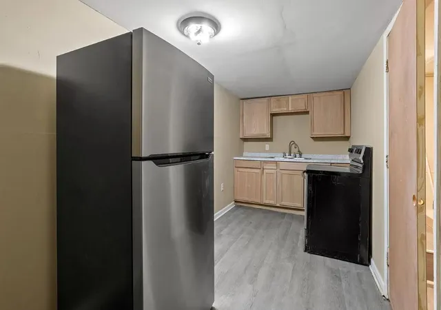 2nd image of 101 E Lexington Ave, Winchester, KY 40391 | MLS# 25015191