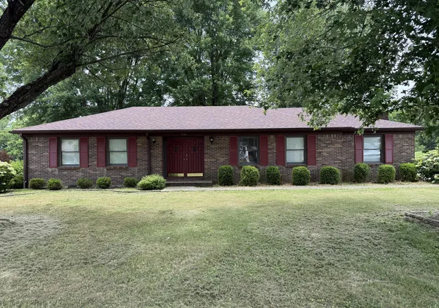 Homes for sale in Stanford, KY | 230 South Loop Dr, Stanford, KY 40484 | MLS# 25015640
