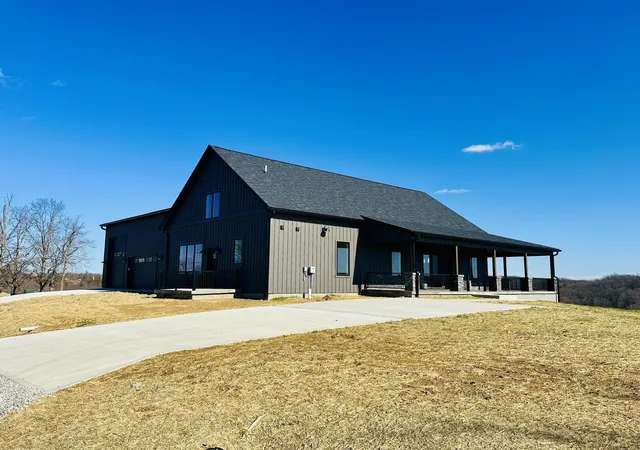 Photo 4 of Single family home for sale at 71 Eagle Landing, London, KY 40741 | MLS# 25016266 | Listing updated on 2026-04-29