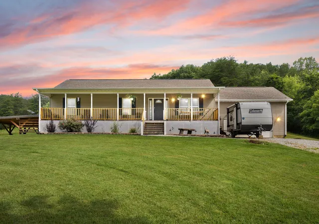 Photo 1 of Single family home for sale at 769 J B Buttrey Rd, London, KY 40741 | MLS# 25014382 | Listing updated on 2025-10-13
