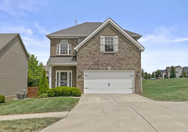 Photo 2 of Single family home for sale at 141 Shinnecock Hills Dr, Georgetown, KY 40324 | MLS# 25017144 | Listing updated on 2025-10-12