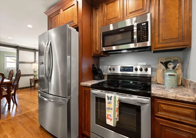 4th image of 608 Oaklawn Cir, Corbin, KY 40701 | MLS# 25017603