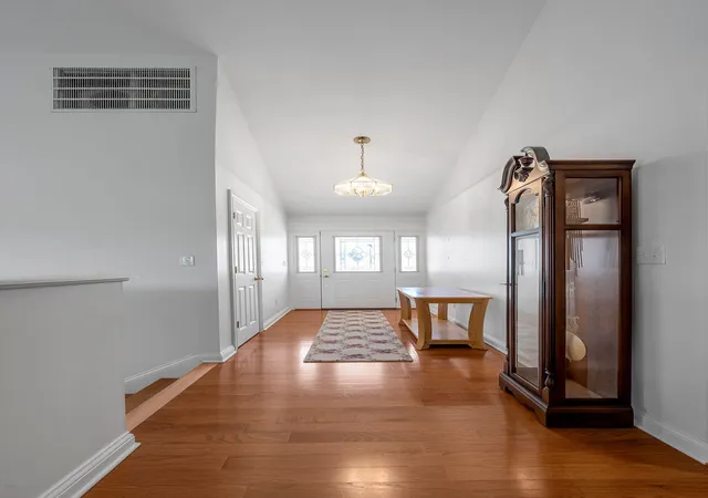 4th image of 300 Squires Way, Nicholasville, KY 40356 | MLS# 25016458